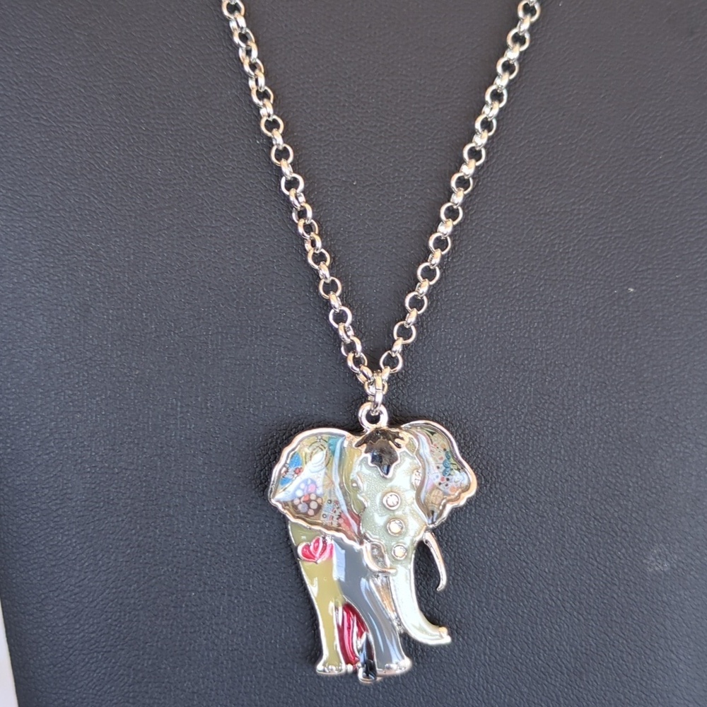Enamel Alloy Crystal Africa Elephant Necklace Pendant Wild Animal Charm